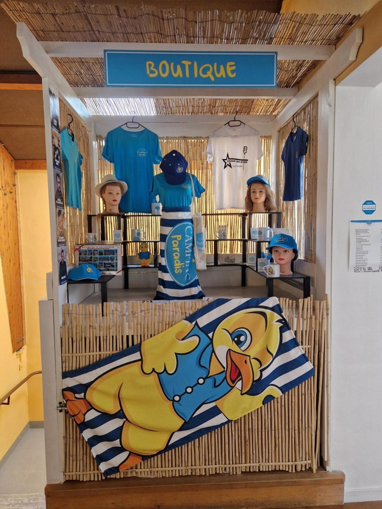 Camping Paradis Marmotel Saint-Geniez-dʼOlt Zewnętrze zdjęcie