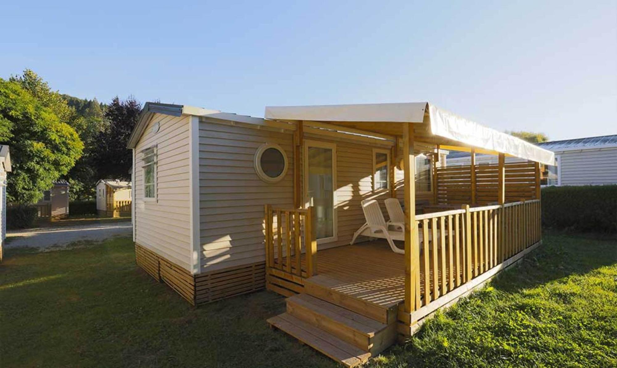 Camping Paradis Marmotel Saint-Geniez-dʼOlt Zewnętrze zdjęcie