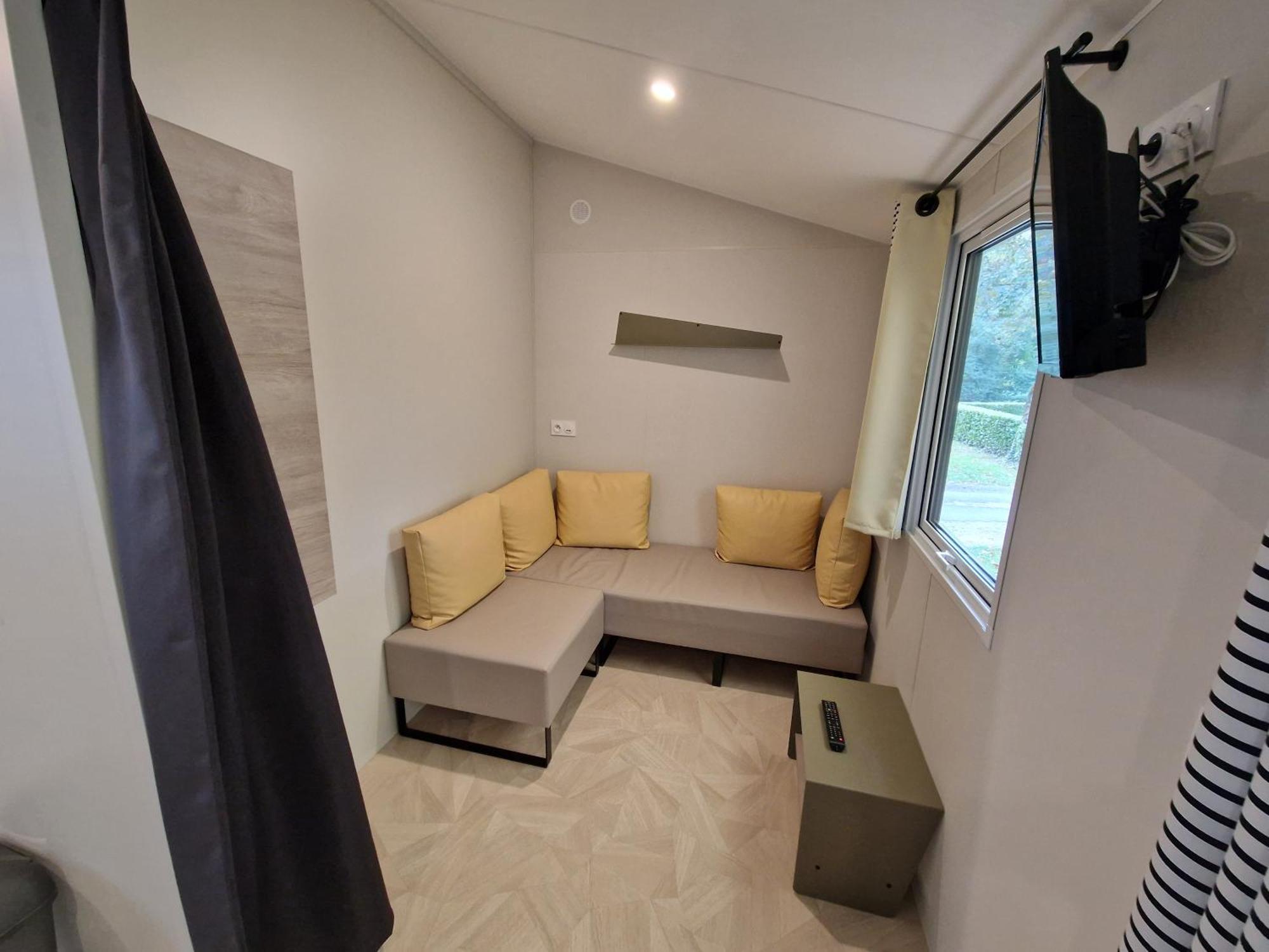 Camping Paradis Marmotel Saint-Geniez-dʼOlt Zewnętrze zdjęcie
