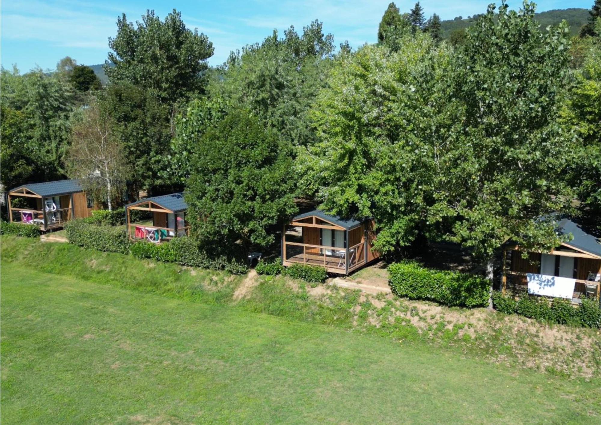 Camping Paradis Marmotel Saint-Geniez-dʼOlt Zewnętrze zdjęcie