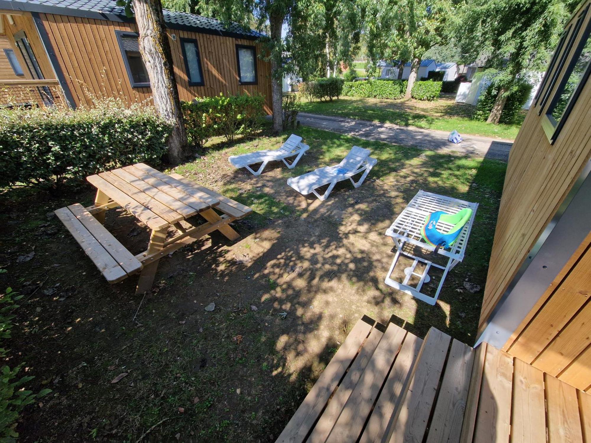 Camping Paradis Marmotel Saint-Geniez-dʼOlt Zewnętrze zdjęcie