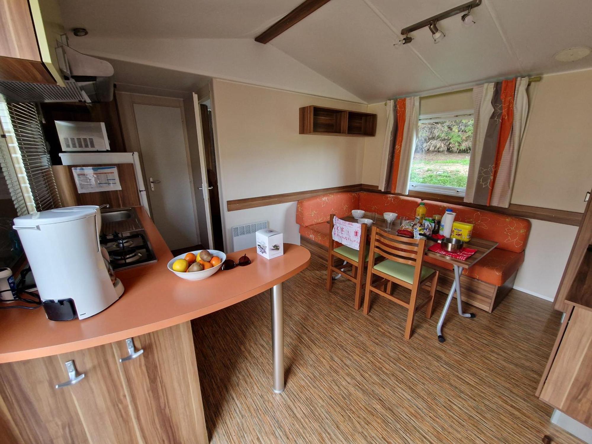 Camping Paradis Marmotel Saint-Geniez-dʼOlt Zewnętrze zdjęcie