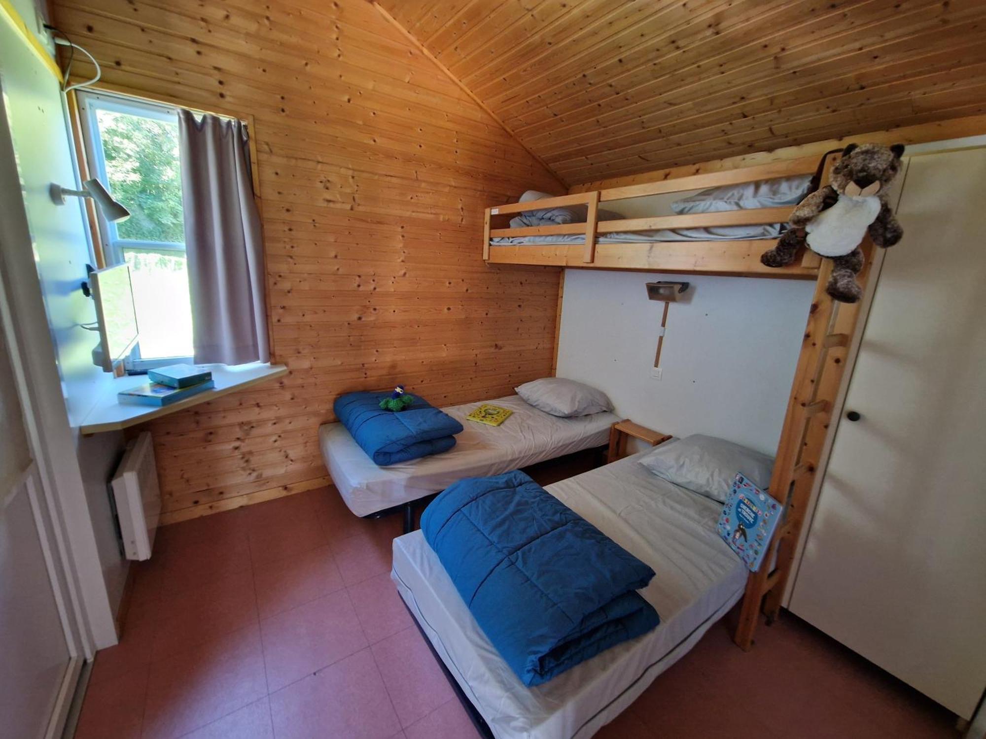 Camping Paradis Marmotel Saint-Geniez-dʼOlt Zewnętrze zdjęcie