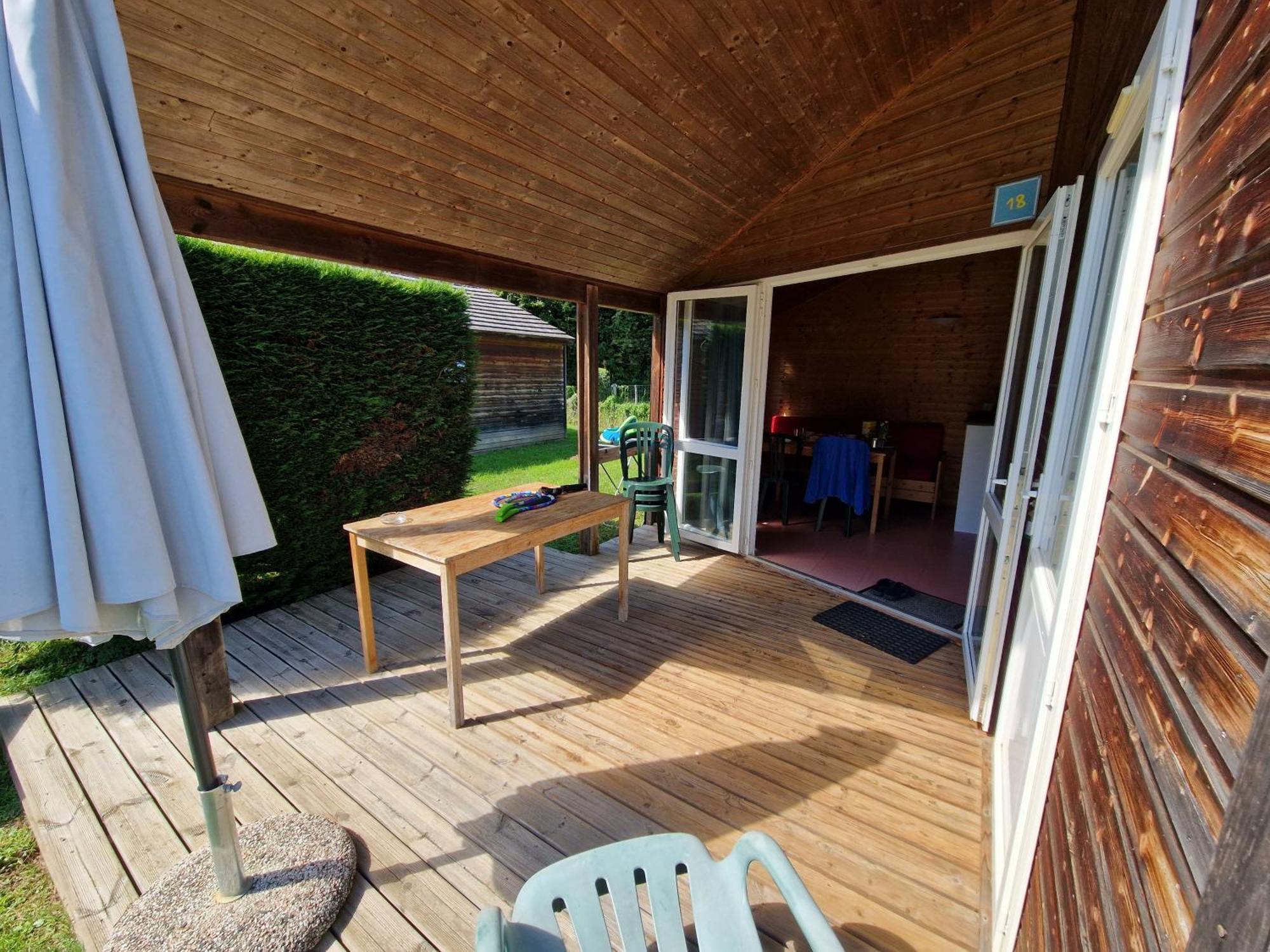 Camping Paradis Marmotel Saint-Geniez-dʼOlt Zewnętrze zdjęcie